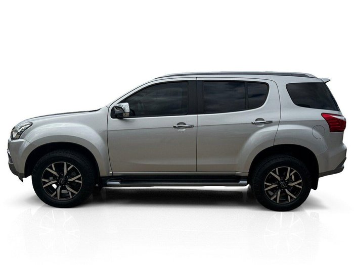 2021 Isuzu MU-X LS-T