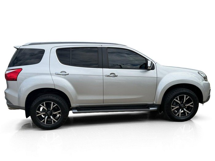 2021 Isuzu MU-X LS-T