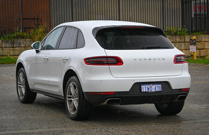 2017 Porsche Macan