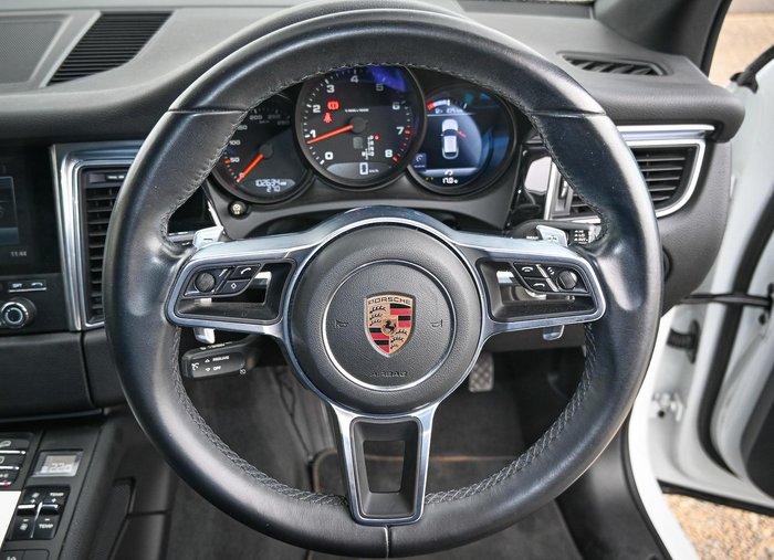 2017 Porsche Macan