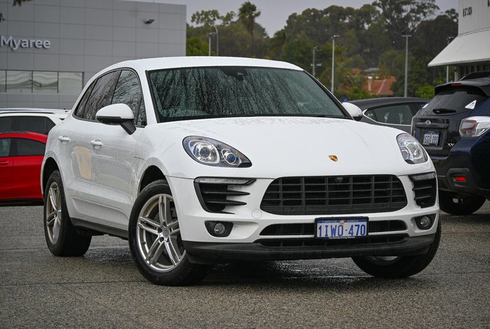 2017 Porsche Macan