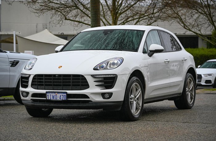 2017 Porsche Macan
