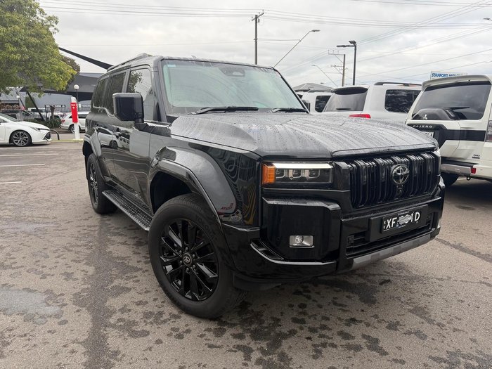 2025 Toyota Landcruiser Prado