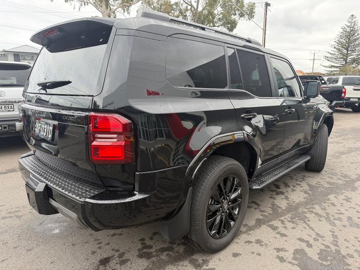 2025 Toyota Landcruiser Prado Kakadu