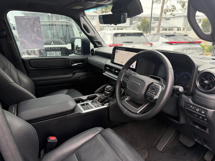 2025 Toyota Landcruiser Prado Kakadu
