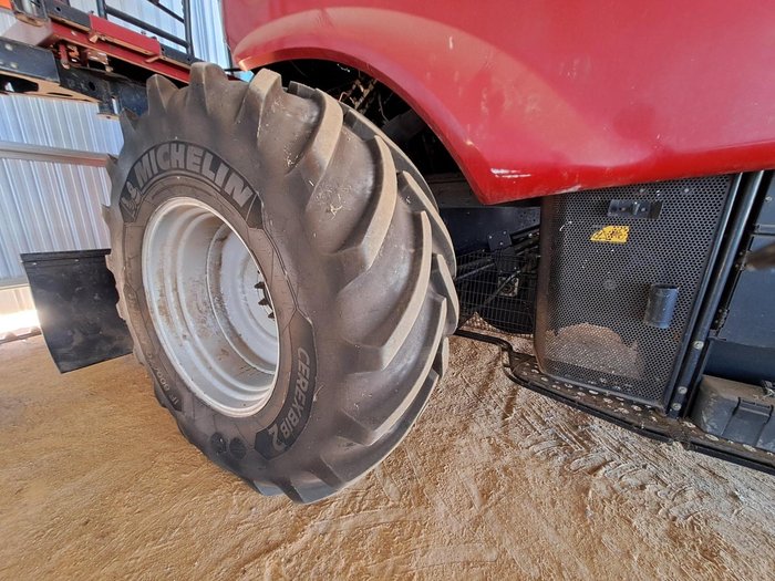 2013 CASE IH 7230 With 2152