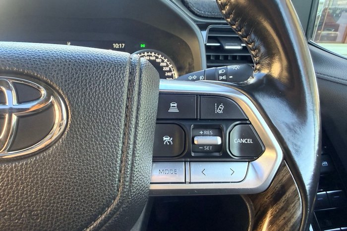 2022 Toyota Landcruiser VX