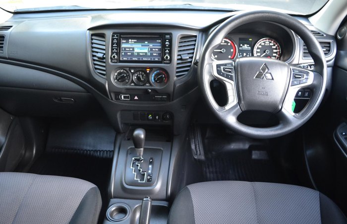 2022 Mitsubishi Triton GLX