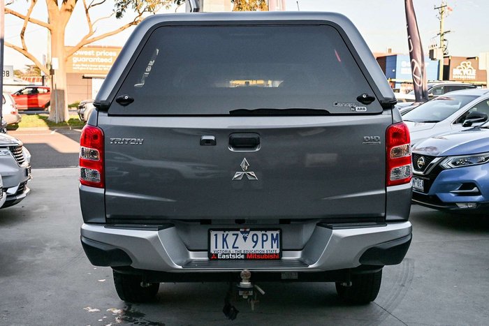 2017 Mitsubishi Triton GLX
