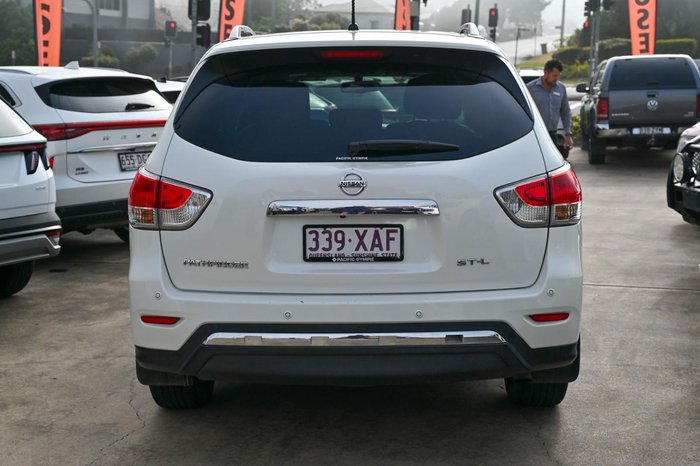 2017 Nissan Pathfinder ST-L