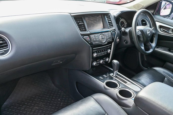 2017 Nissan Pathfinder ST-L