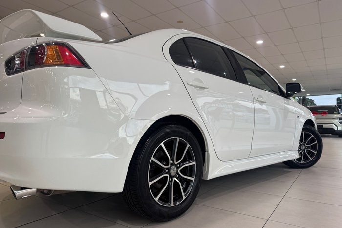 2017 Mitsubishi Lancer ES Sport