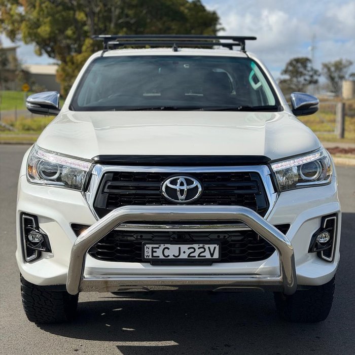 2019 Toyota Hilux SR5