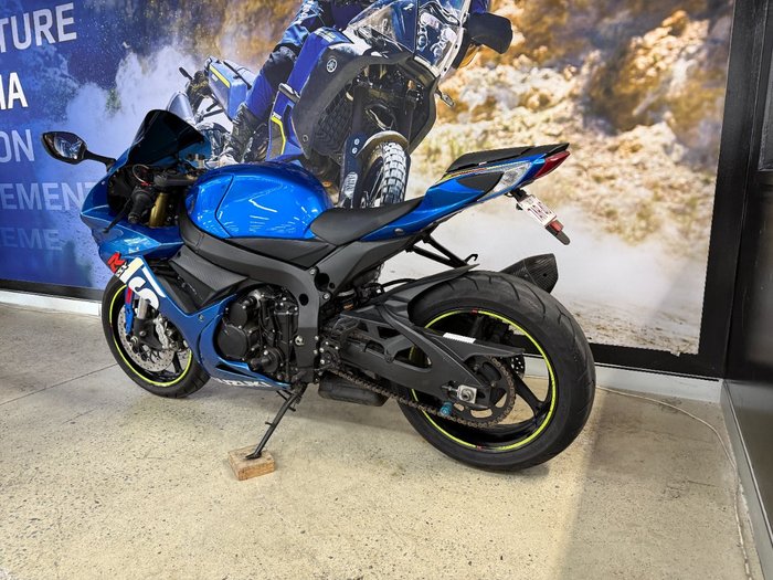 2017 Suzuki GSX-R750 BLUE