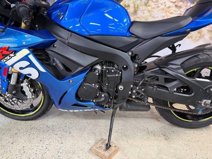 2017 Suzuki GSX-R750 BLUE
