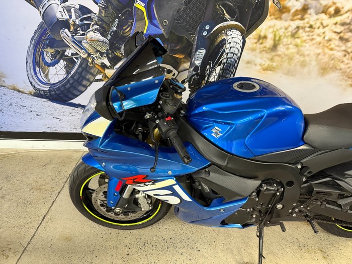 2017 Suzuki GSX-R750 BLUE
