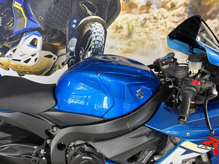 2017 Suzuki GSX-R750 BLUE