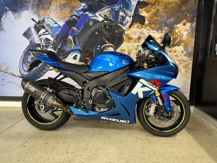 2017 Suzuki GSX-R750 BLUE