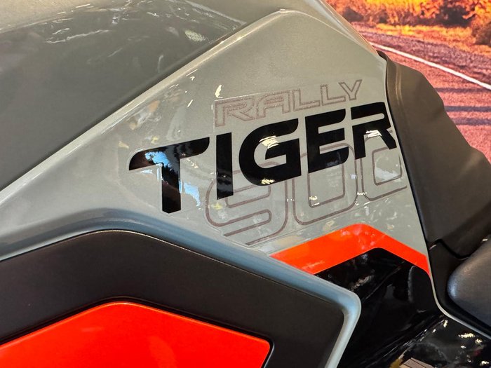 2026 Triumph Tiger 900 Desert Edition Tiger Grey