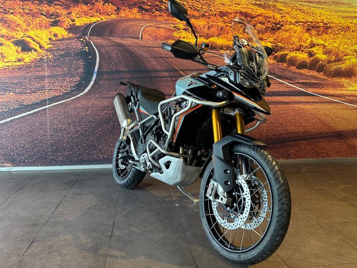 2026 Triumph Tiger 900 Desert Edition Tiger Grey