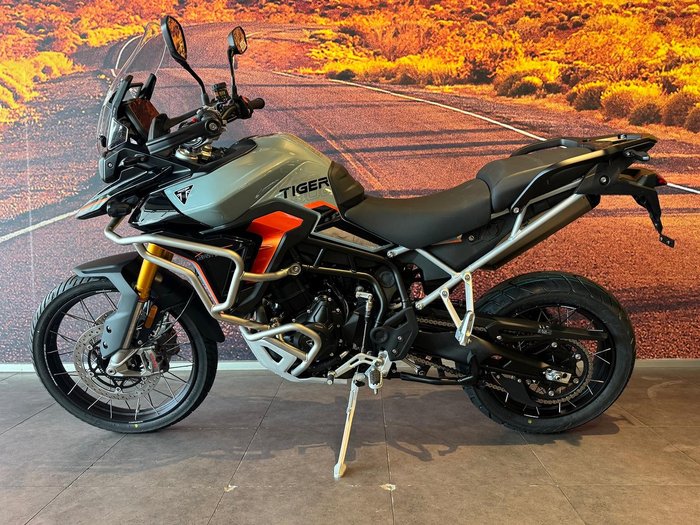 2026 Triumph Tiger 900 Desert Edition Tiger Grey