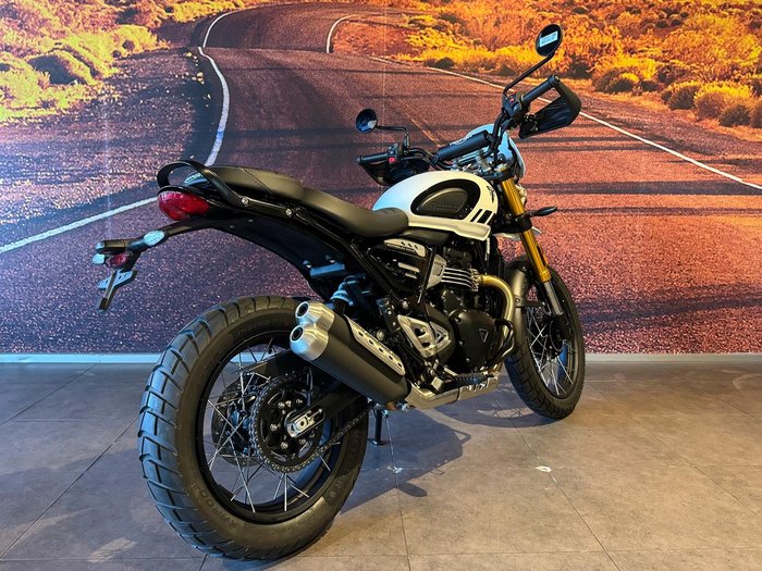 2026 Triumph Scrambler 400 XC Scrambler White