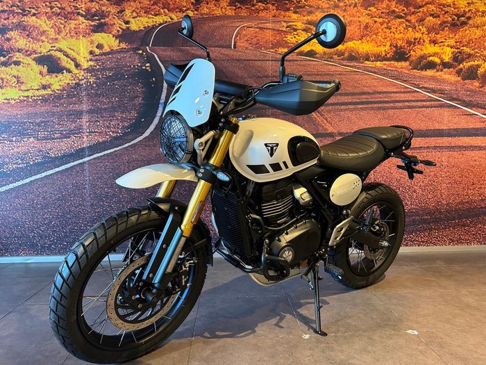 2026 Triumph Scrambler 400 XC Scrambler White