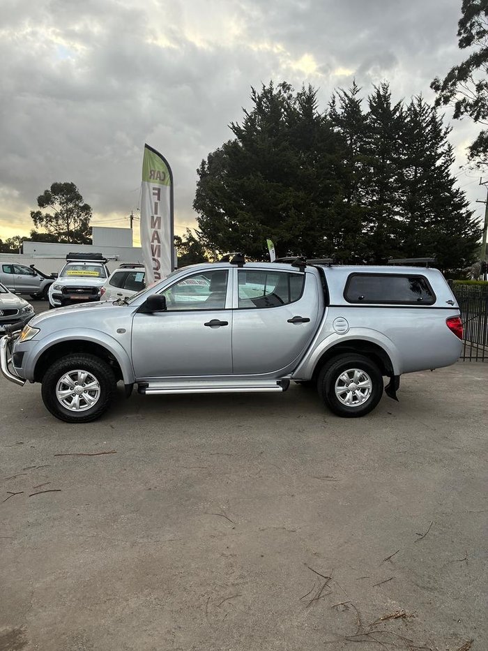 2015 Mitsubishi Triton GLX