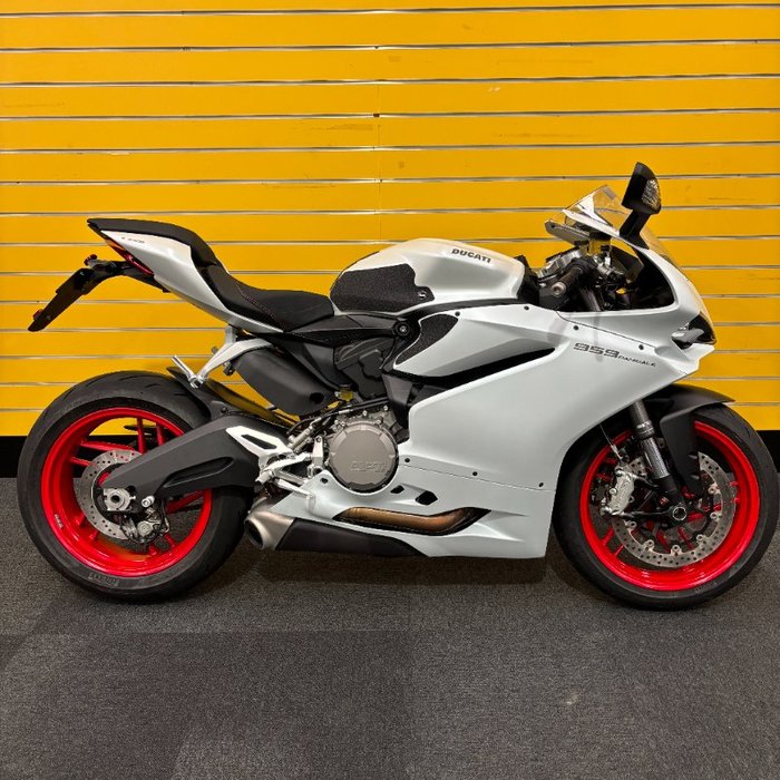 2018 DUCATI