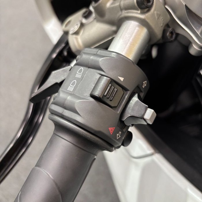 2018 DUCATI 959 PANIGALE (WHITE) White