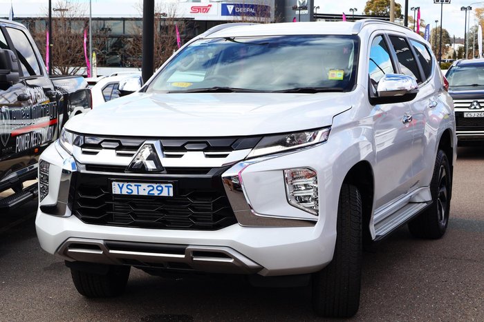2024 Mitsubishi Pajero Sport GLS