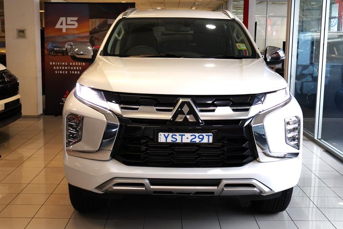 2024 Mitsubishi Pajero Sport GLS