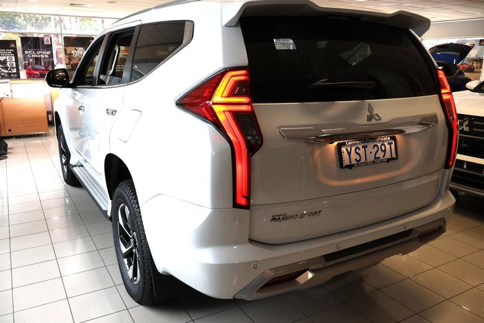 2024 Mitsubishi Pajero Sport GLS