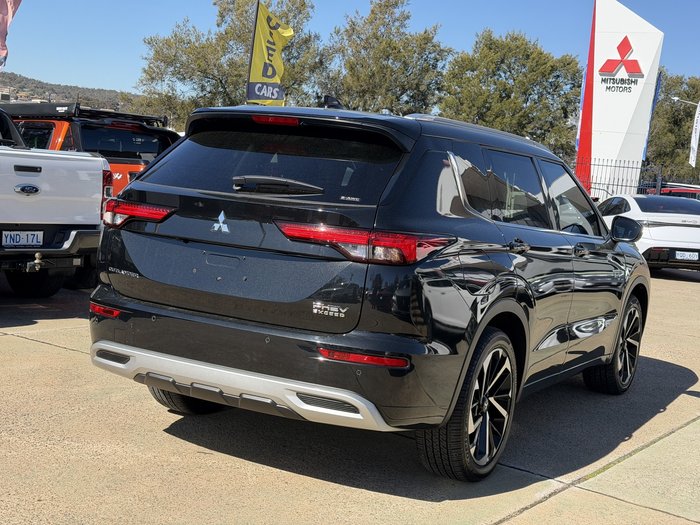 2024 Mitsubishi Outlander PHEV Exceed