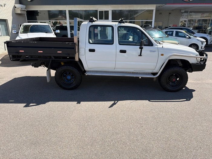 2004 Toyota Hilux