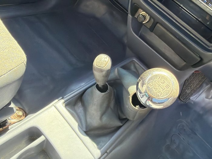 2004 Toyota Hilux