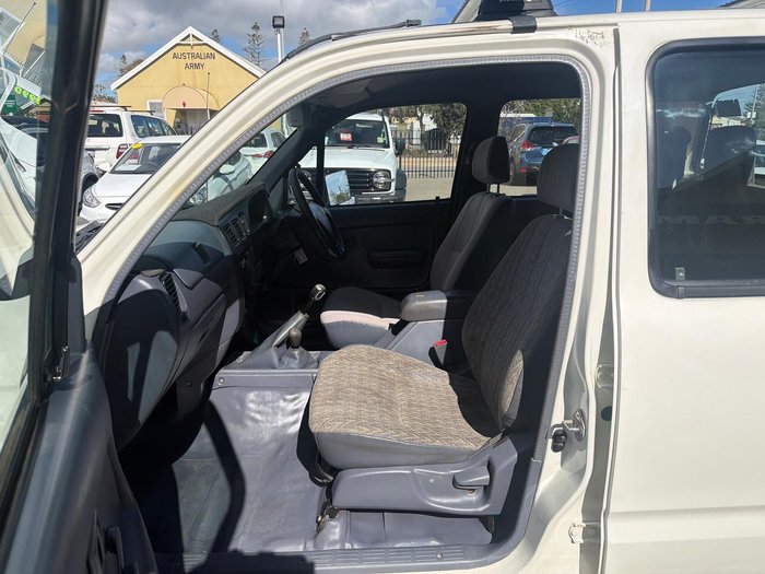 2004 Toyota Hilux
