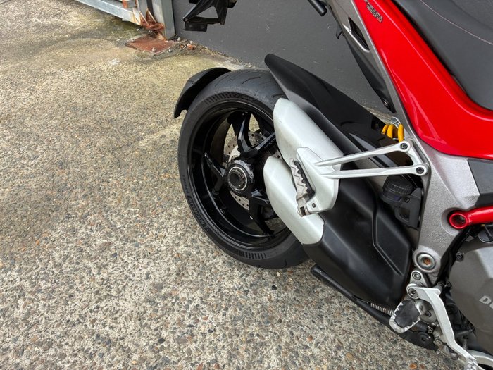 2015 Ducati MULTISTRADA (ABS) RED