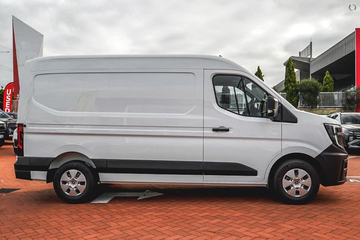 2026 Renault Master XDD MY26 Mineral White