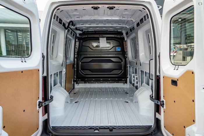 2026 Renault Master XDD MY26 Mineral White