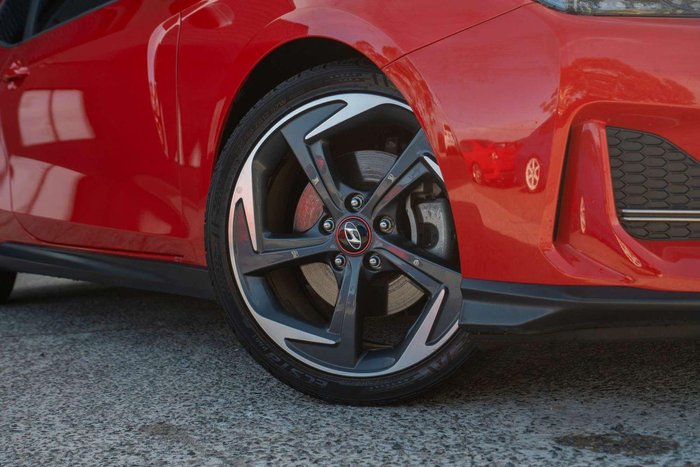 2019 Hyundai Veloster