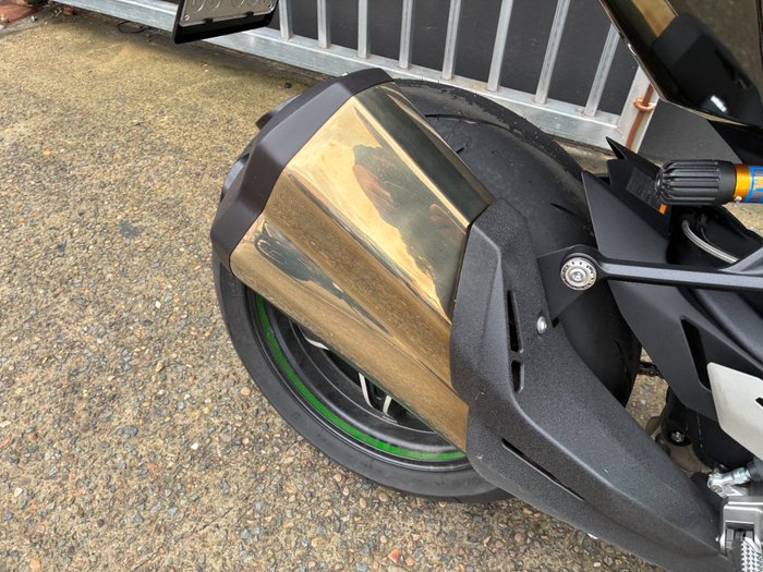 2025 Kawasaki NINJA H2 GREEN