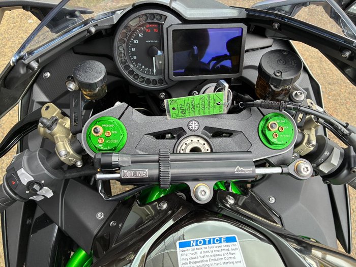 2025 Kawasaki NINJA H2 GREEN