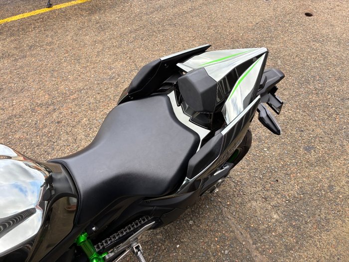 2025 Kawasaki NINJA H2 GREEN