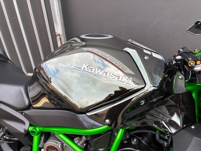 2025 Kawasaki NINJA H2 GREEN
