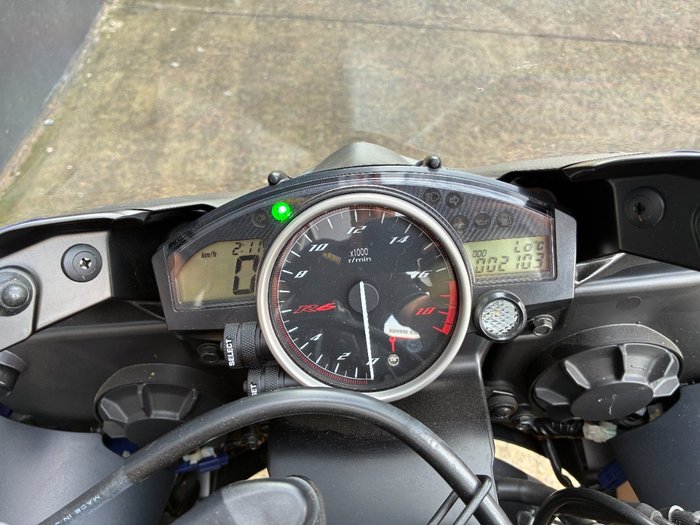 2016 Yamaha YZF-R6 BLUE