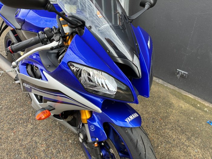 2016 Yamaha YZF-R6 BLUE
