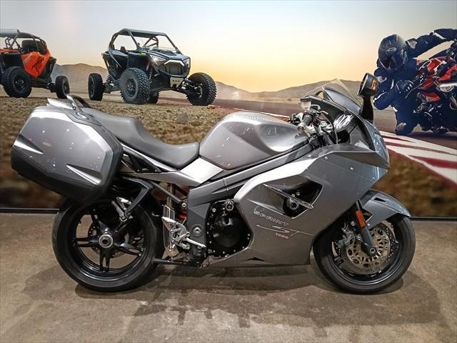 2009 Triumph Sprint ST 1050