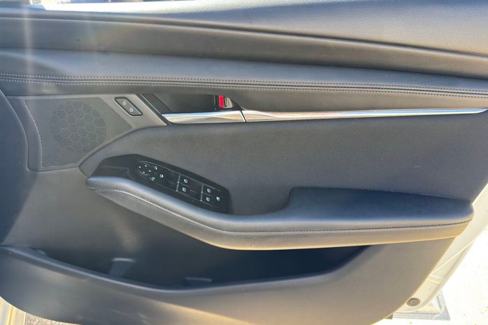 2023 Mazda 3 G20 Evolve