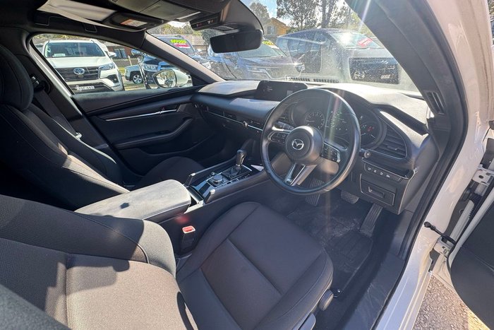 2023 Mazda 3 G20 Evolve